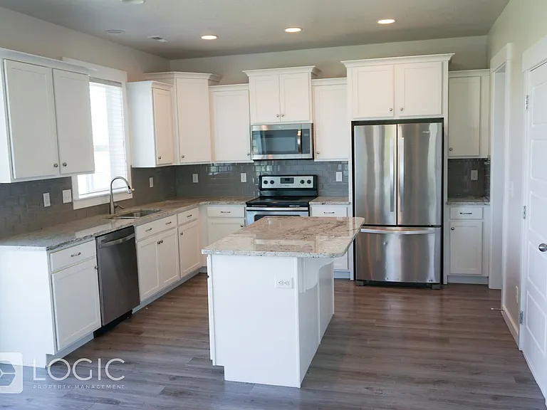 15180 S Gunpowder Ct — Photo 8