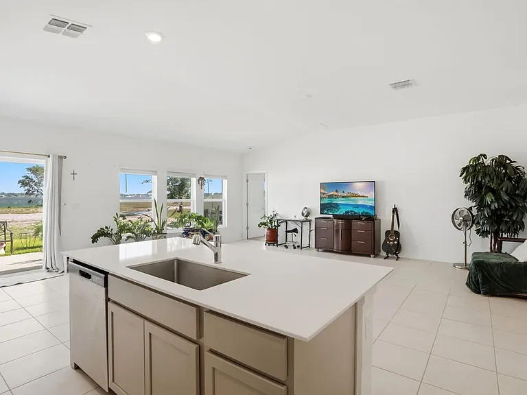 740 Trotters Dr — Photo 1