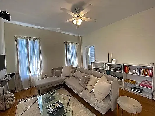 Rented by Oxford Property Group | media 29