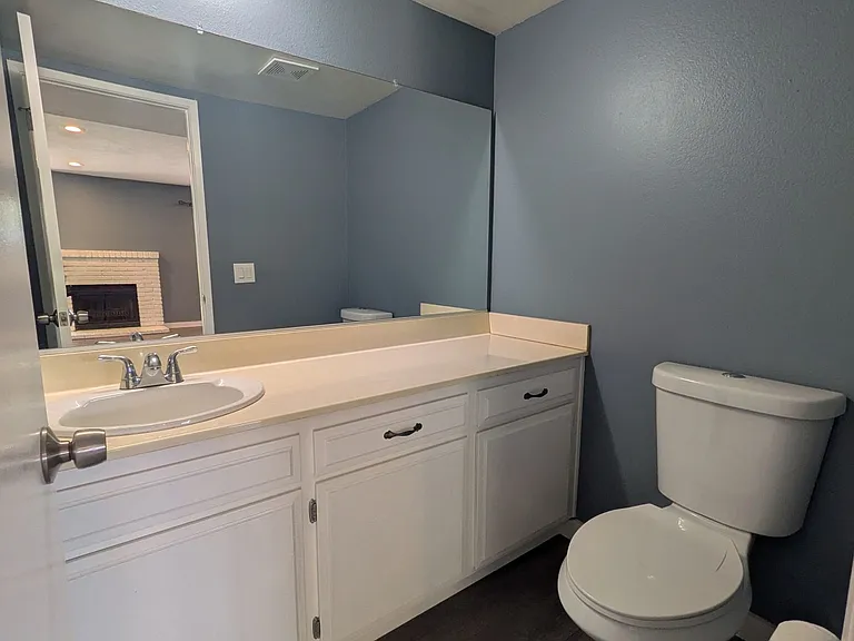 1738 Lynne Dr #20 — Photo 16