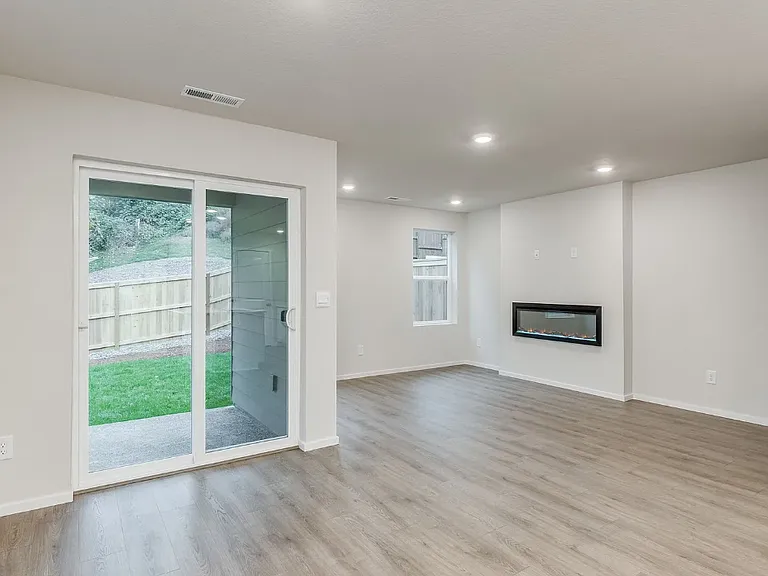 17815 SE Quarry Dr — Photo 8