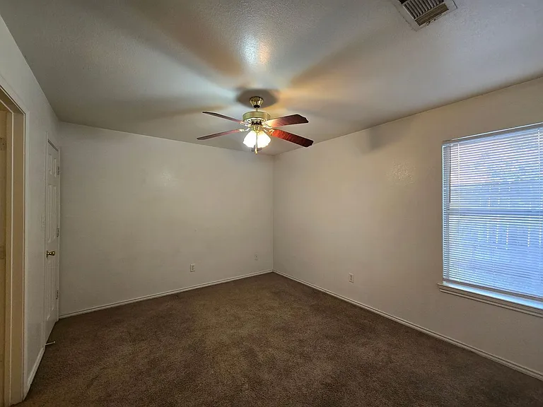 3407 Hereford Ln #A — Photo 12