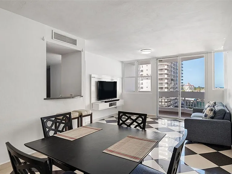 3205 Isla Verde Ave #603 — Photo 4