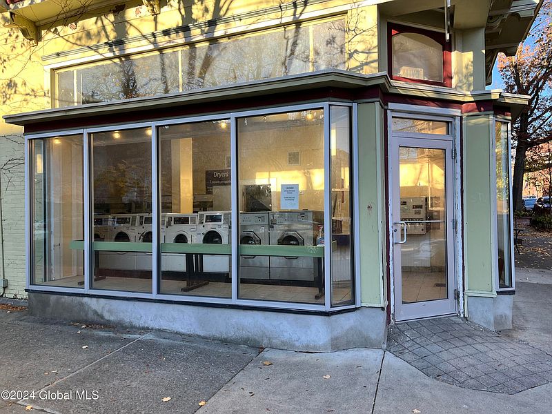3rd image of 57 Dove Street