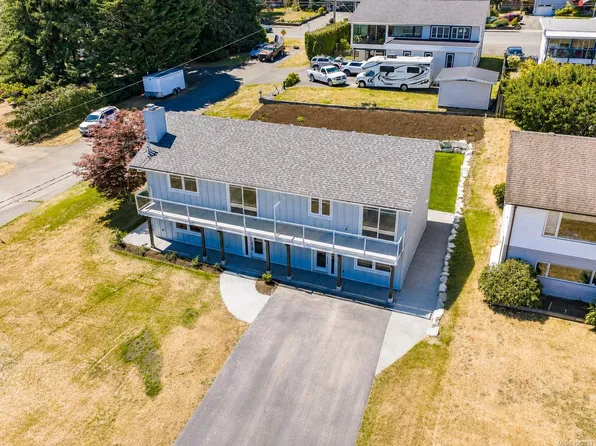 896 Galerno Rd #B, Campbell River, BC V9W 5J4