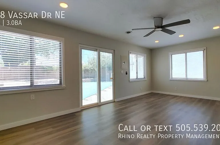 808 Vassar Dr NE — Photo 9