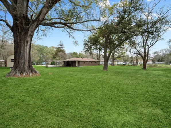 16746 Main St, Splendora, TX 77372