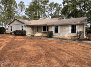 2222 Airport Rd, Pinehurst, NC 28327