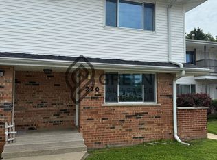220 Tedmark Ave APT 2, Kankakee, IL 60901
