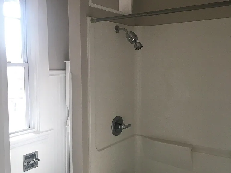 5831 Douglas St #2 — Photo 9