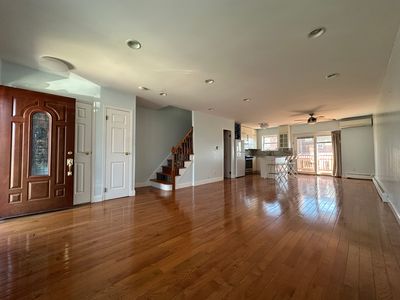 904 Dean Ave, Bronx, NY, 10465