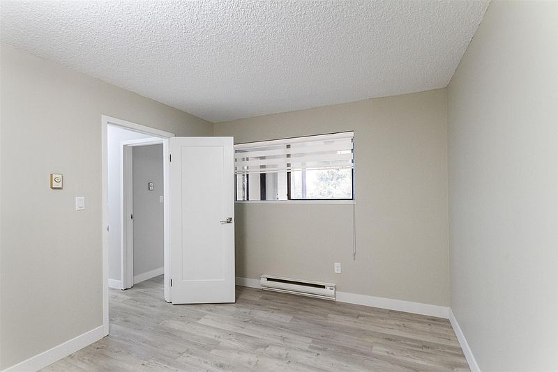 Surrey Townhouse for rent - 2 Bedrooms — photo 11
