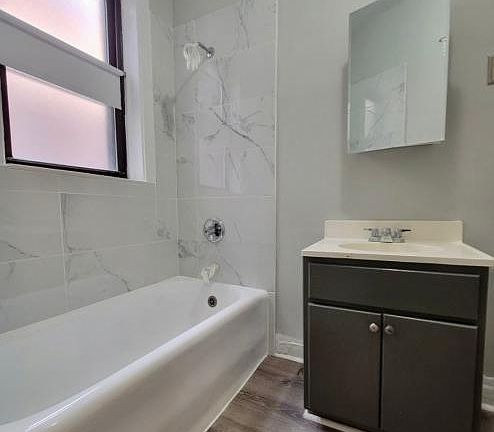 4th image of 5018 S Blackstone Ave APT 103