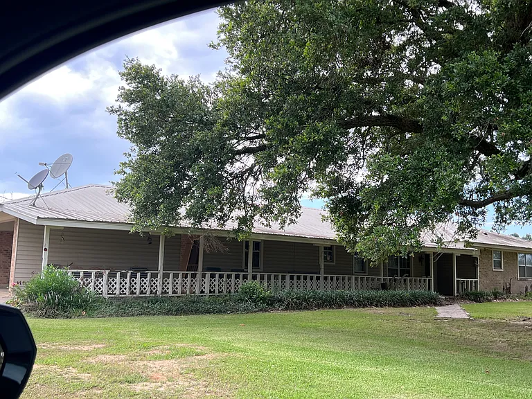 1374 Hill Ridge Rd — Photo 1