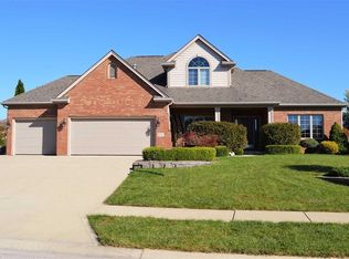 2009 Calais Rd, Fort Wayne, IN 46814