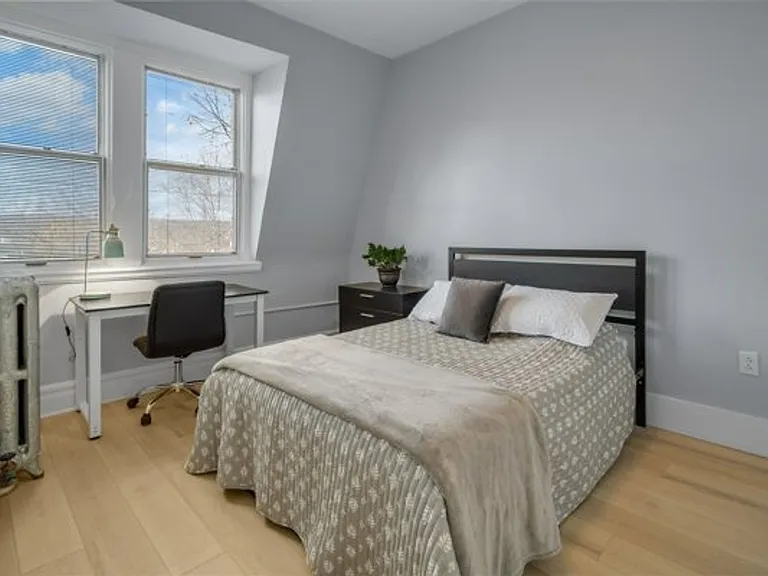 Quarry St. Apartments — Photo 230
