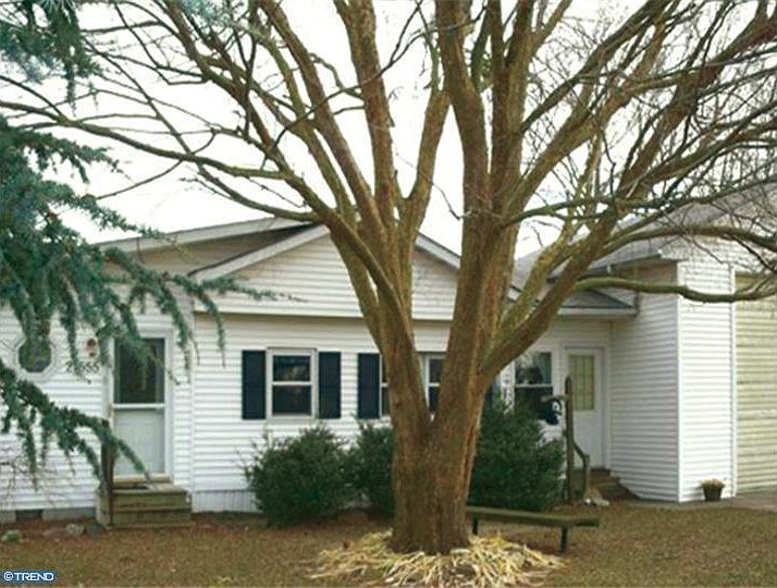 1st image of 27555 Thistle Ln