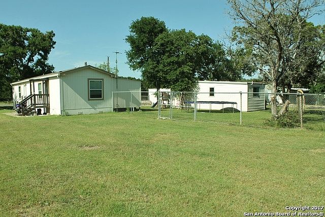 1st image of 1017 Greenbriar Dr