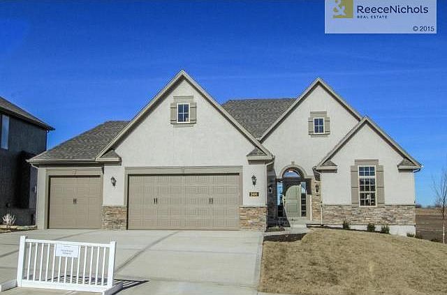 NEW MARK HOMES FABULOUS WYNDHAM V REVERSE 1 1/2