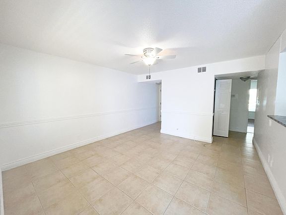 3rd image of 815 W Boynton Beach Boulevard #4-102