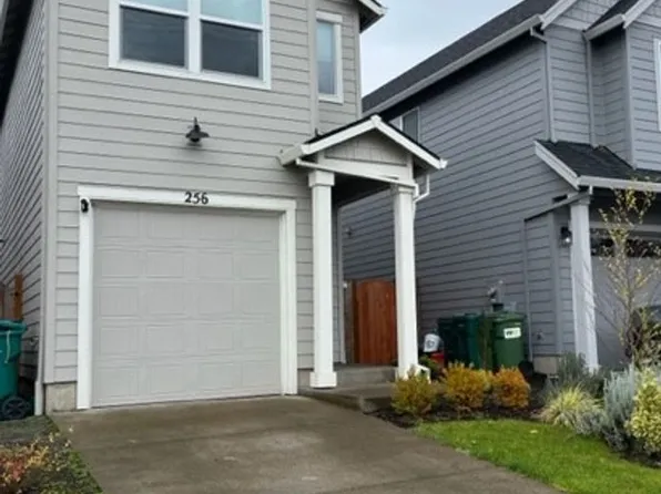 256 E Wayno Way, Newberg, OR