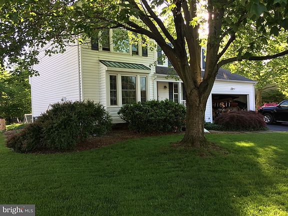 3rd image of 3594 Plum Dale Dr