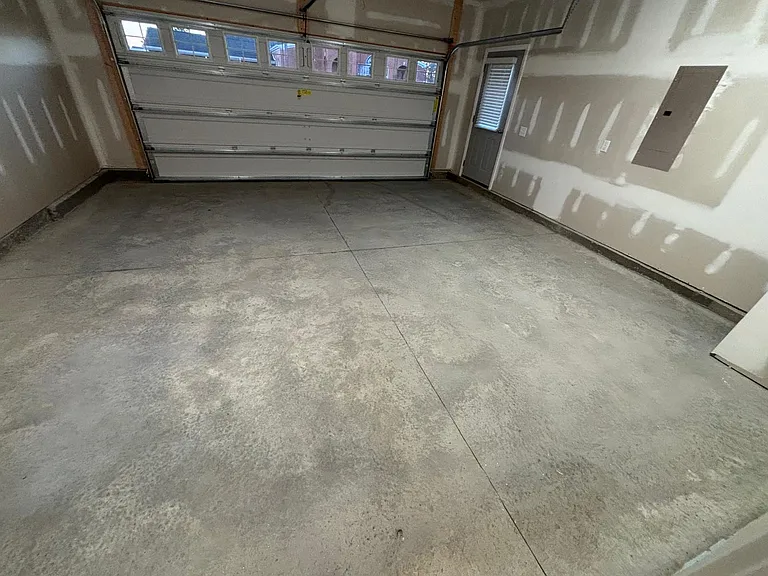 332 Everette Ave — Photo 37
