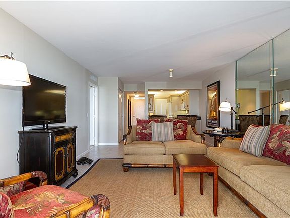 3rd image of 591 Seaview Ct APT A406