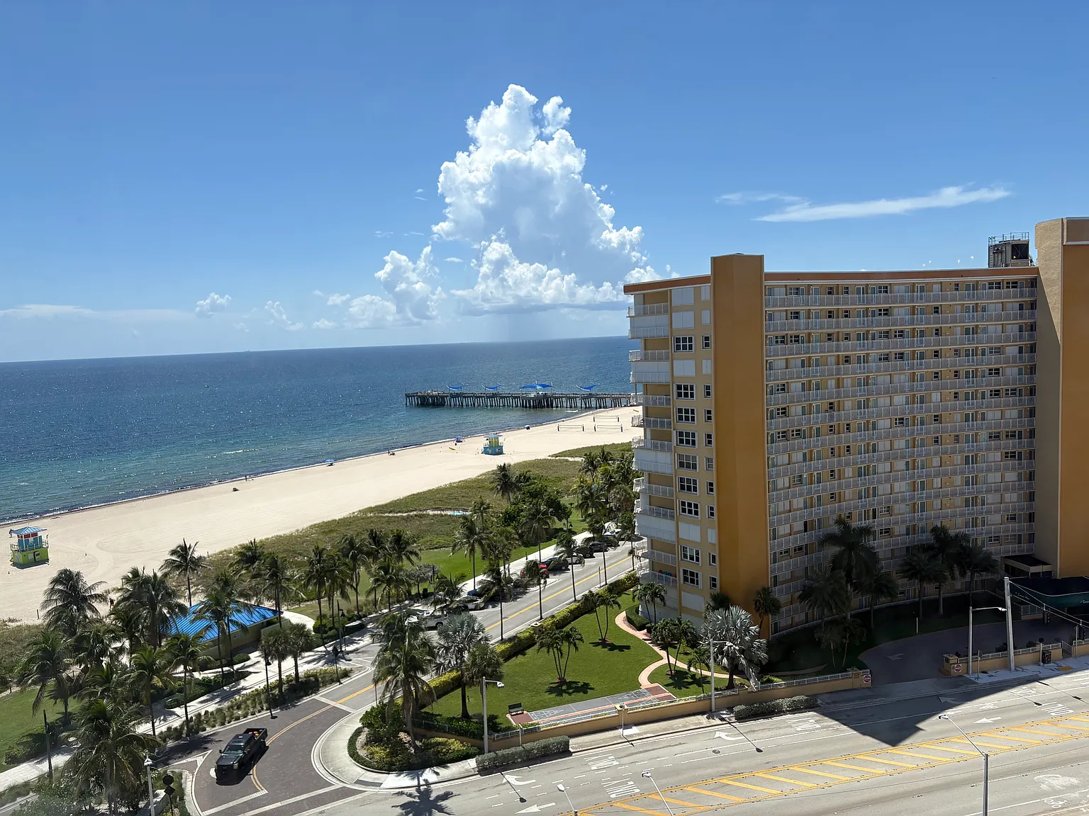 2 bed, 1200 sqft, $3,300 — Photo 4