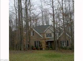 171 Hash Ln, Summerfield, NC 27358