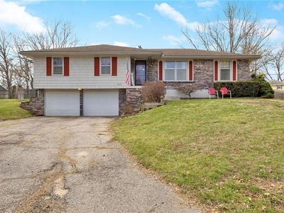 1333 SW 20th St, Blue Springs, MO, 64015