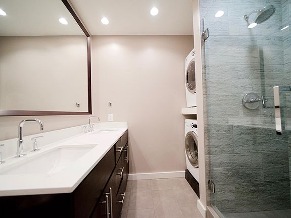 2nd image of 299 Waverley St #7
