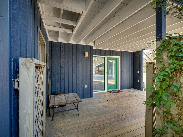 5009 Emerald Dr #2 — Photo 15