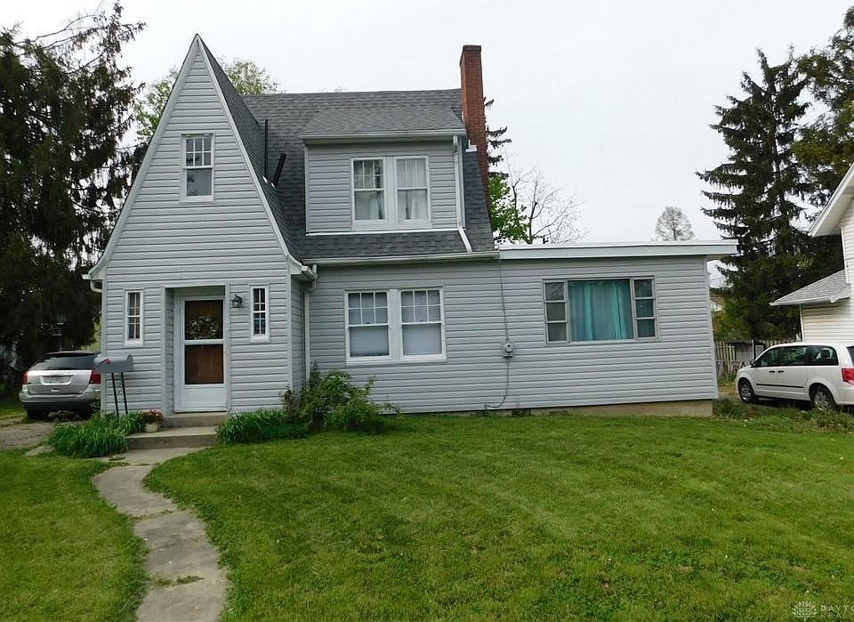 1st image of 1821-1821 E Siebenthaler Ave