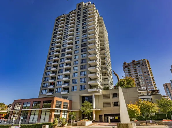 1 Renaissance Sq #1508, New Westminster, BC V3M 0B6