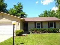 2102 Sumac Dr photo 1