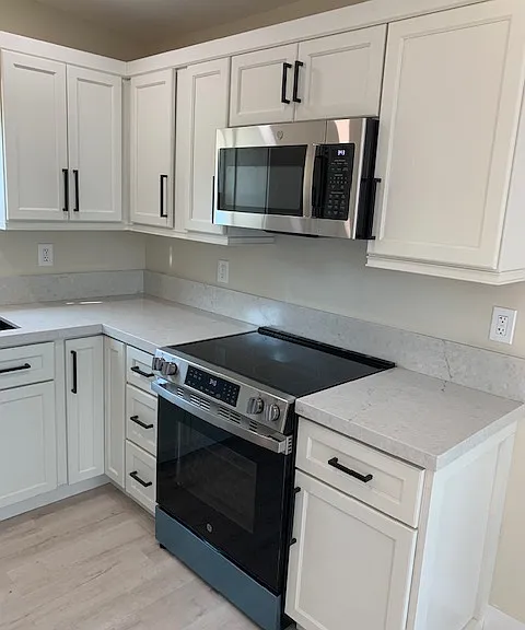 Crestwind Dr — Photo 7