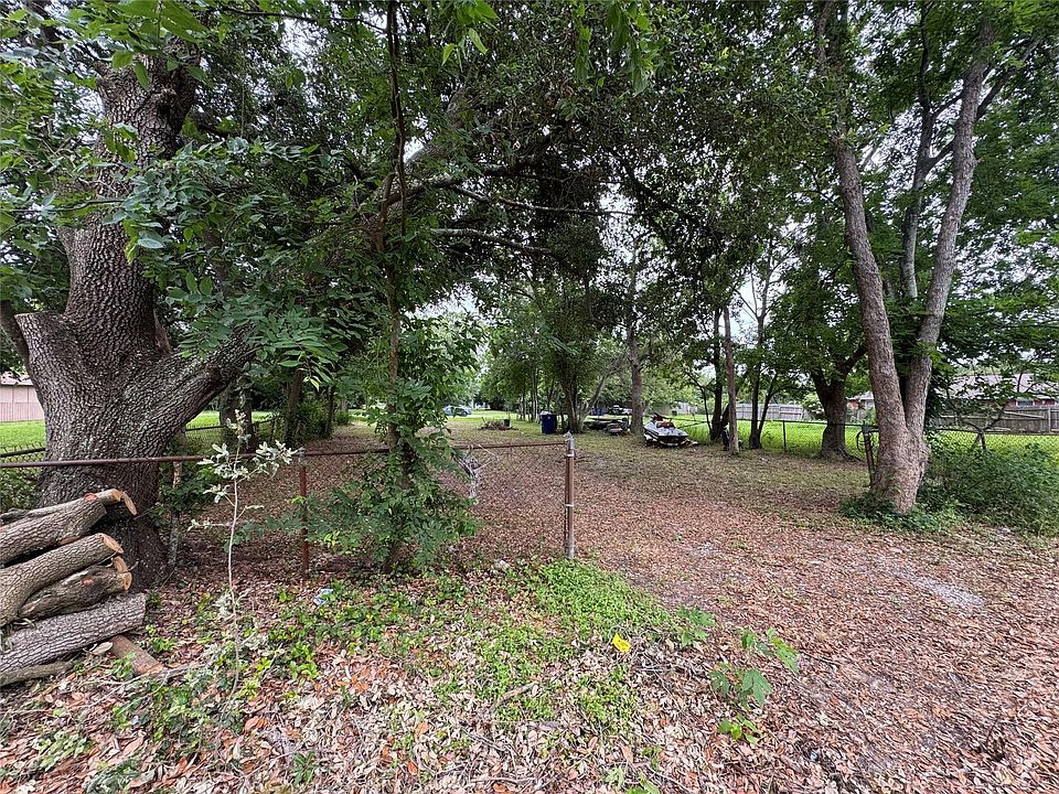1st image of 318 2nd Ave N