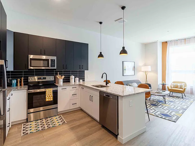 The Revington — Photo 13