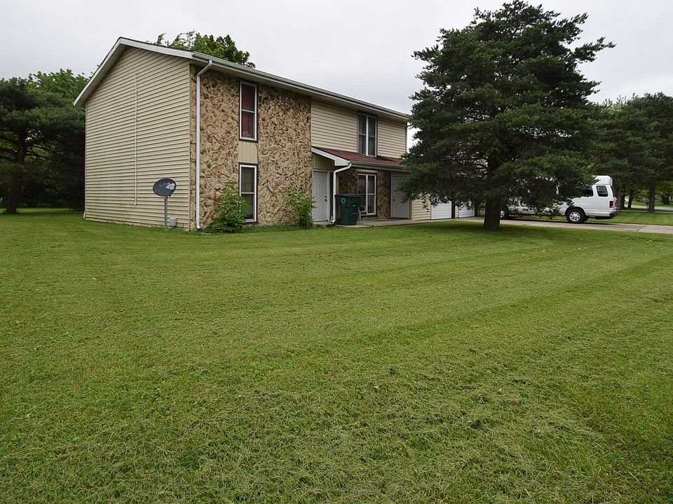 1st image of 212-212 W Charter Dr #214