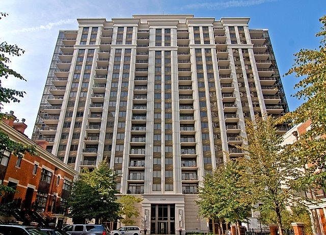 1st image of 1322 S Prairie Ave Unit 1610