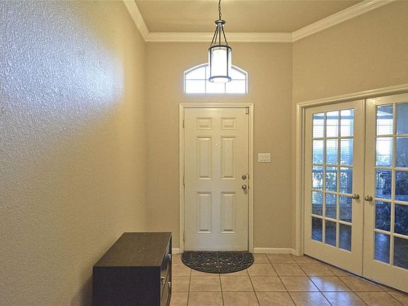 3rd image of 18215 Redoak Manor Ln