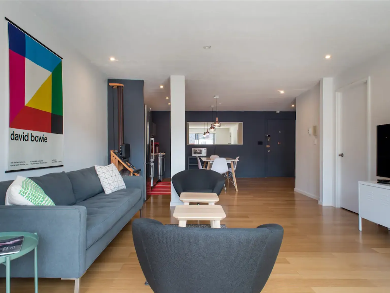 2 bed, 760 sqft, $3,300 — Photo 4