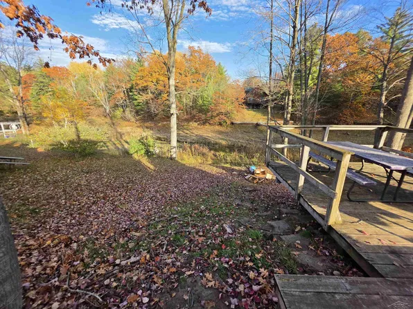 3503 Lakeview Dr, Beaverton, MI 48612