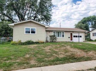 411 Burgess Rd, Yankton, SD 57078