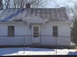 1553 E Hickory St, Decatur, IL 62526