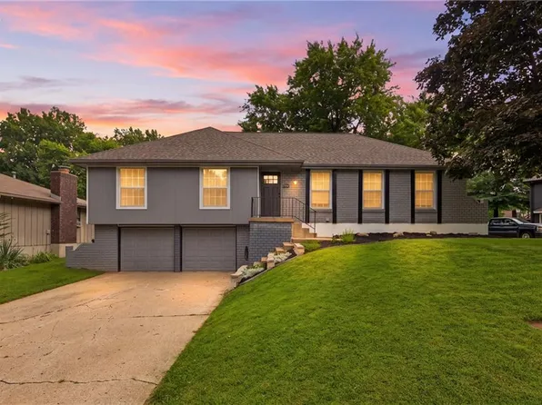 509 NW Palmer Dr, Blue Springs, MO 64014