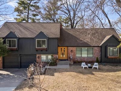 10206 Linden St, Overland Park, KS, 66207