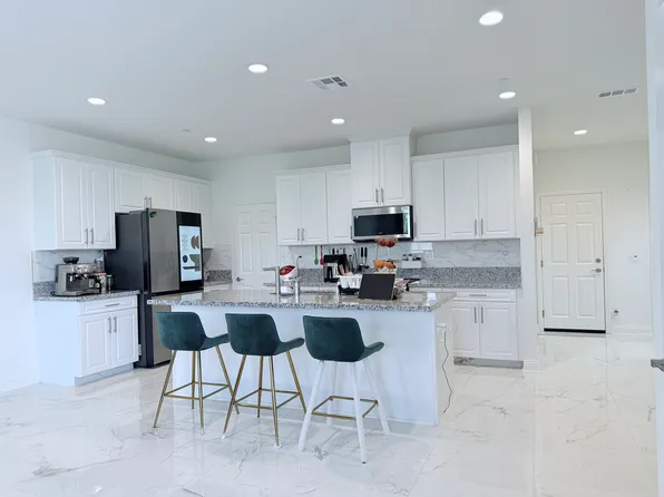 4316 Cadence Way, Oceanside, CA 92057