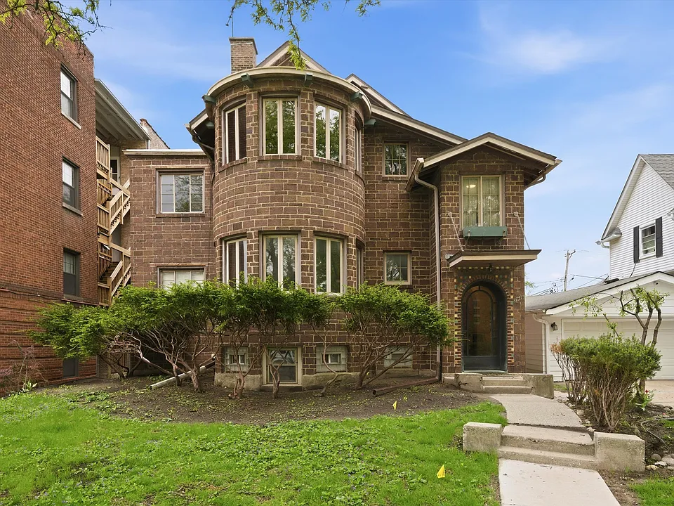 3248 Maple Ave #2S
